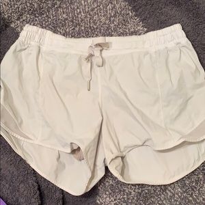 Lululemon old hotty hot